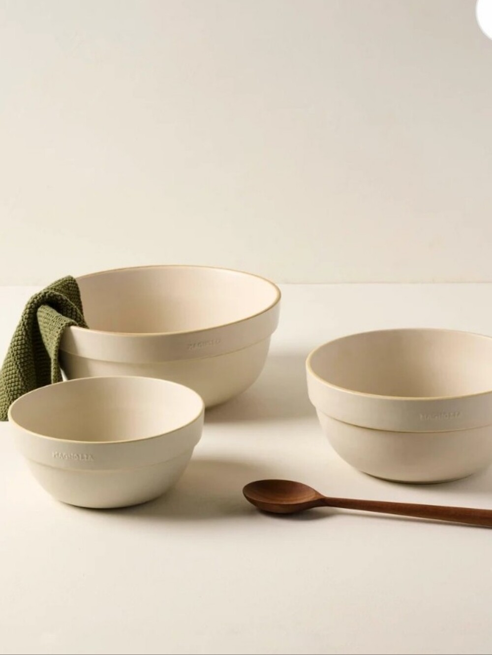 Set of Vintage-Inspired Mixing Bowls